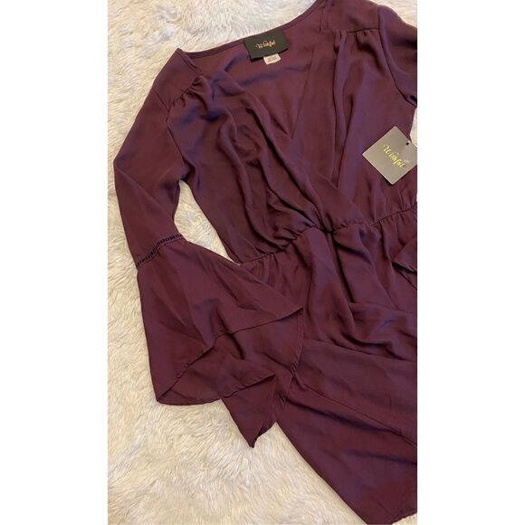 NWT Wishful SZ M Woman’s Beautiful Plum Flare Sleeve Flowey Dress - Picture 14 of 15